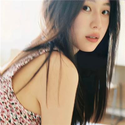 飘动的红丝带